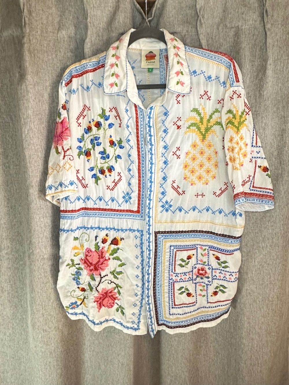 FARM Rio Tropical Embroidered Button Down Shirt - Cream / White-Size Med (Flaw)